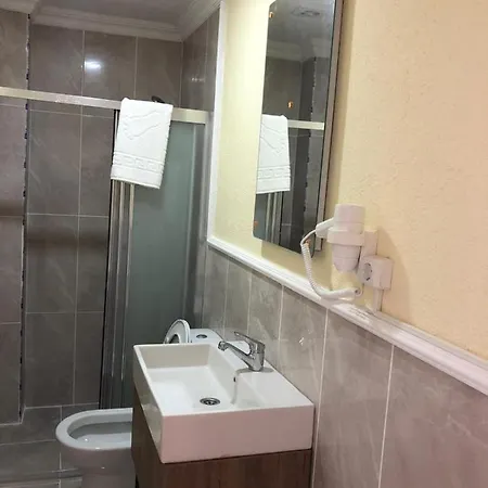 Taksim 8 Suites 3*
